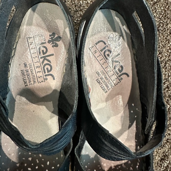 Rieker Navy Blue Perforated Leather Mary Jane Shoes Euro 40 - Picture 6 of 6